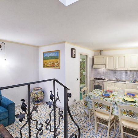 Casa Vilu Appartement Sorrento Buitenkant foto