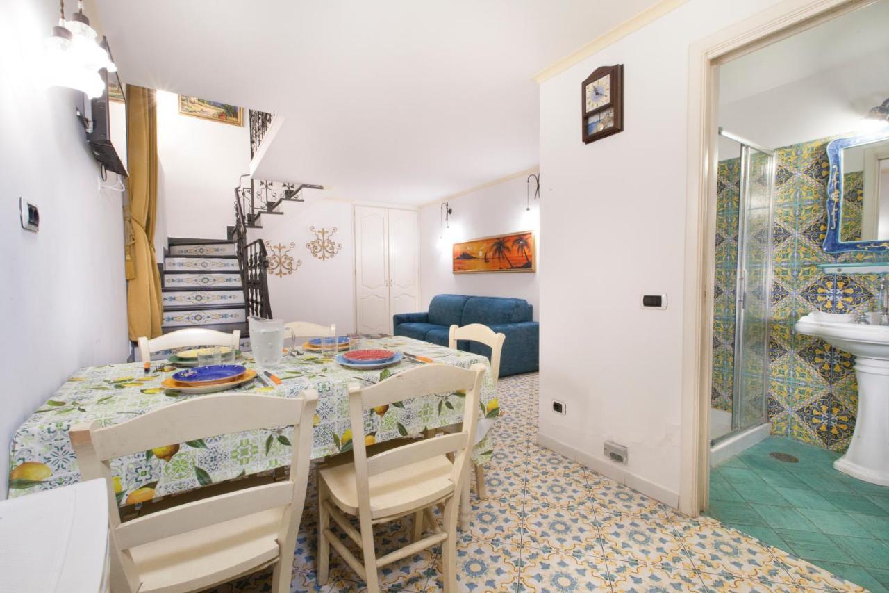 Casa Vilu Appartement Sorrento Buitenkant foto